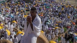 "روابط روحية يمكن مشاهدتها في موسم الحج"- جيتي